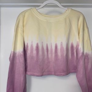 Women’s cropped tie dye crewneck sweatshirt
